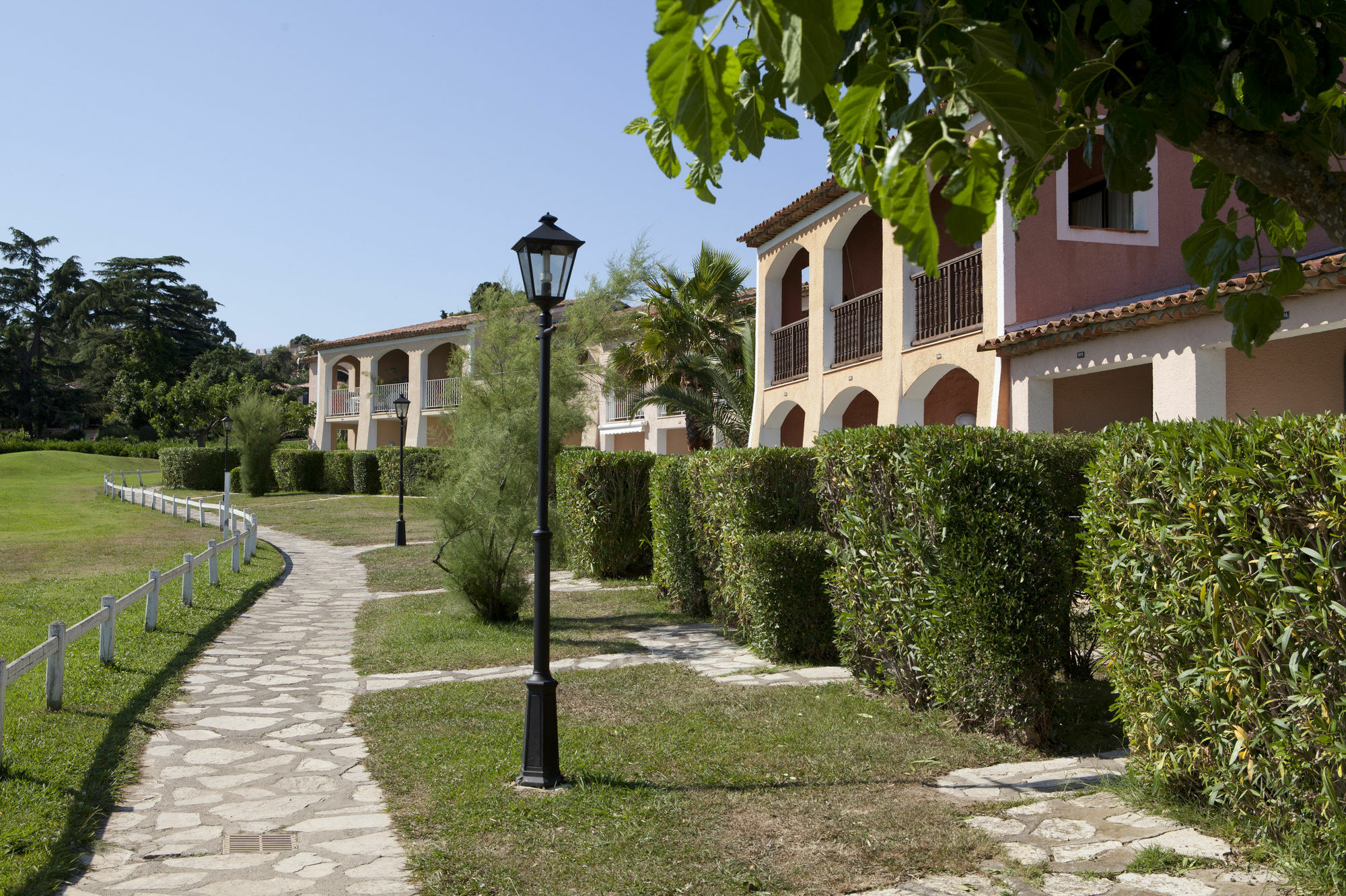 Residence Pierre & Vacances Les Parcs De Гримо Экстерьер фото
